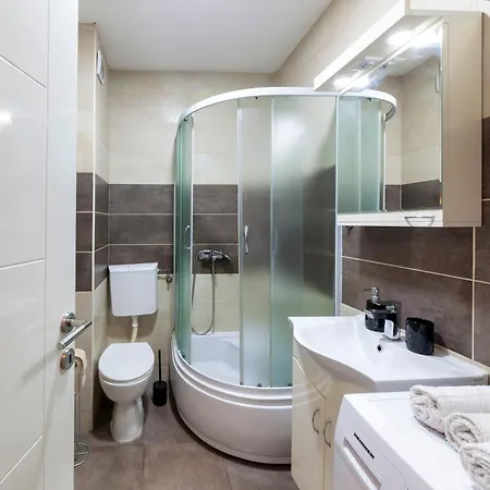 Apartmán Six - Free Parking *