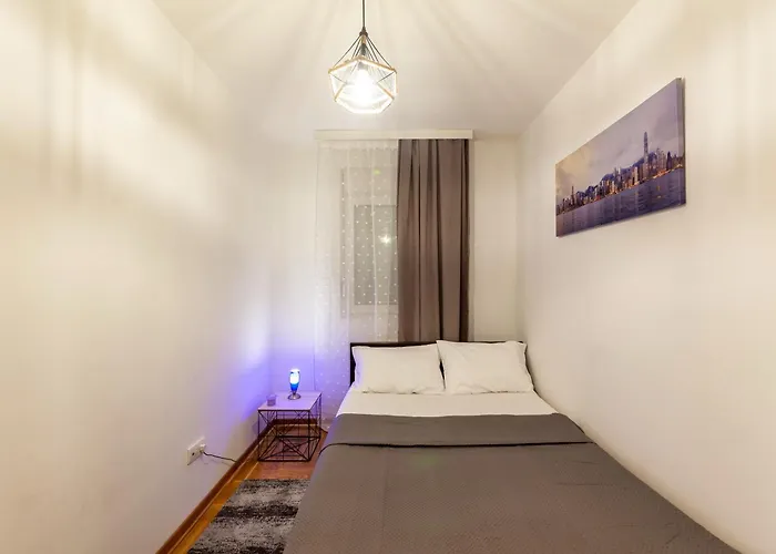 아파트 Six - Free Parking